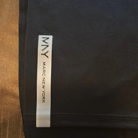 Andrew Marc Black Leggings Mid-Calf Stretch - Picture 7 of 7